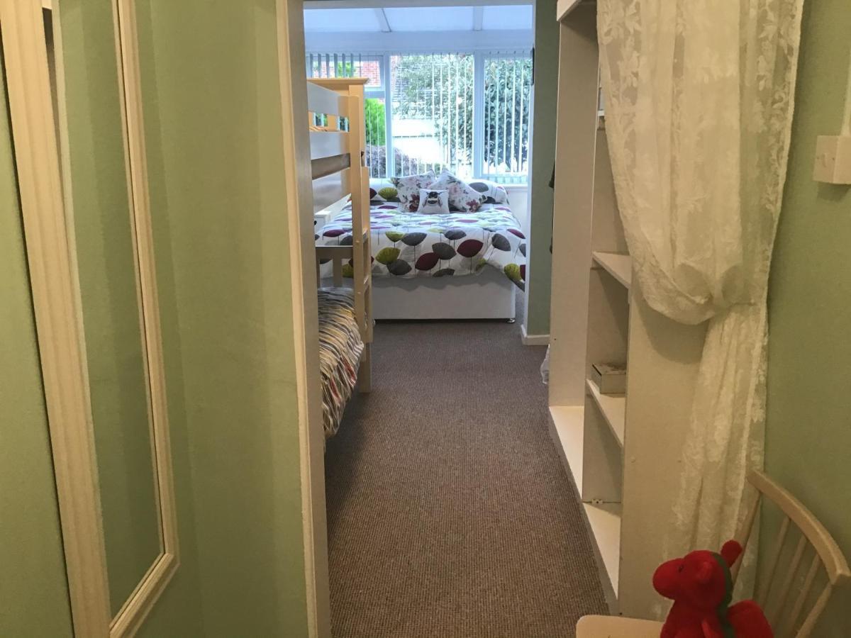 Apps B&B Пул Экстерьер фото
